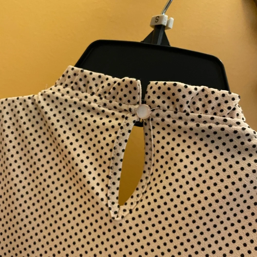 Adorable too for work or play - Picture 7 of 12